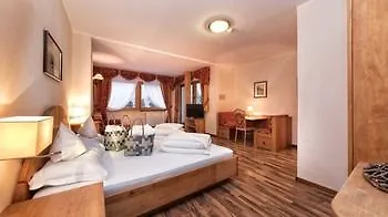 Avidea - Adults Only Hotel