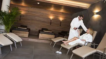 Avidea - Adults Only 4*